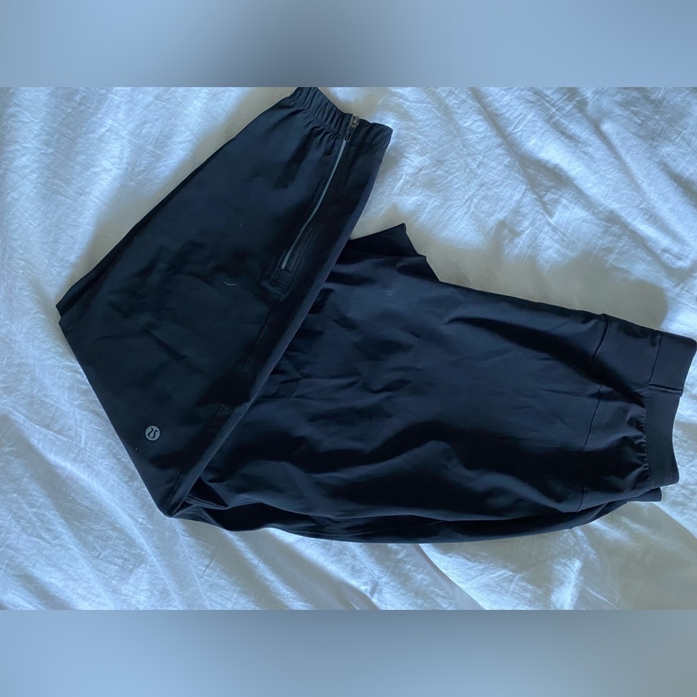 Lululemon surge joggers